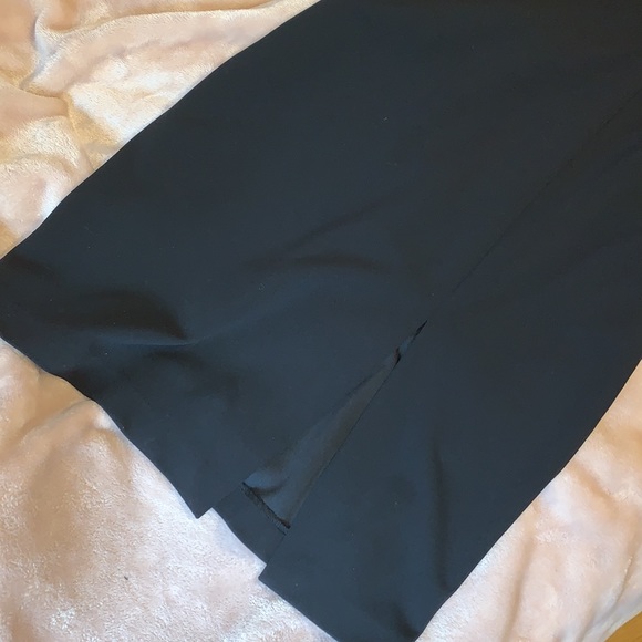 Calvin Klein - Picture 3 of 3